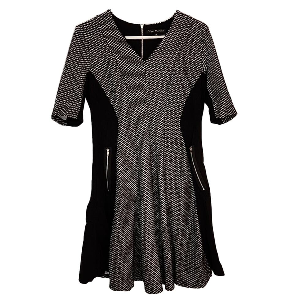 Ryan Michelle Black/White Zipper Detail Dress, Medium